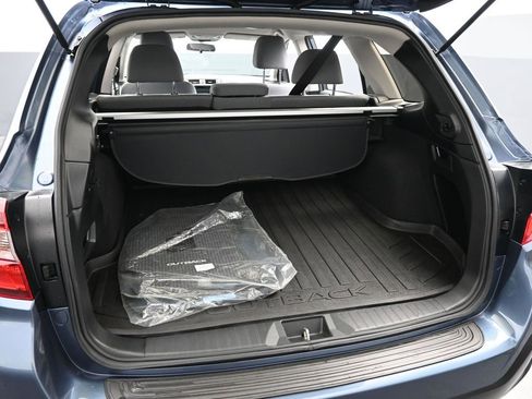 Used 2018 Subaru Outback 2.5i image 28