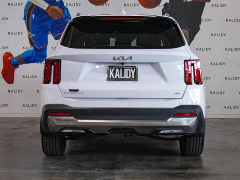 New 2025 Kia Sorento S w/ Panoramic Sunroof Package image 24