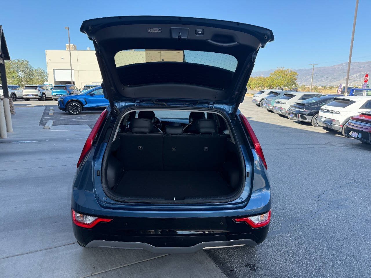 Used 2024 Kia Niro Wind w/ Wind Preserve Package FWD image 18