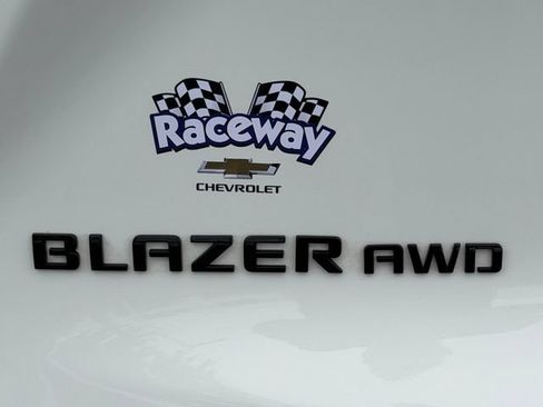 Used 2022 Chevrolet Blazer LT AWD/4WD image 19