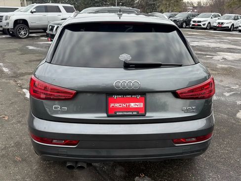 Used 2018 Audi Q3 2.0T Premium Plus image 4