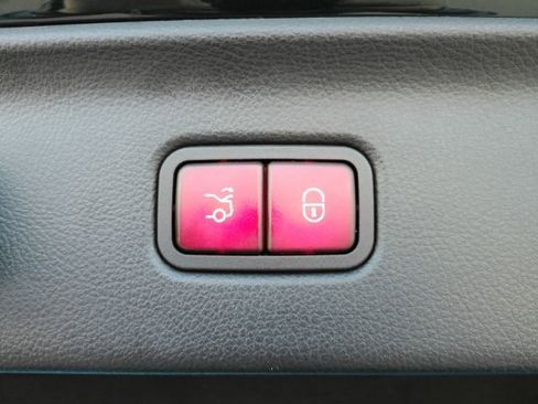 Used 2022 Mercedes-Benz S 580 4MATIC Sedan image 33