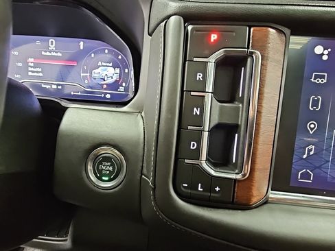 Certified 2024 GMC Yukon Denali Ultimate image 23