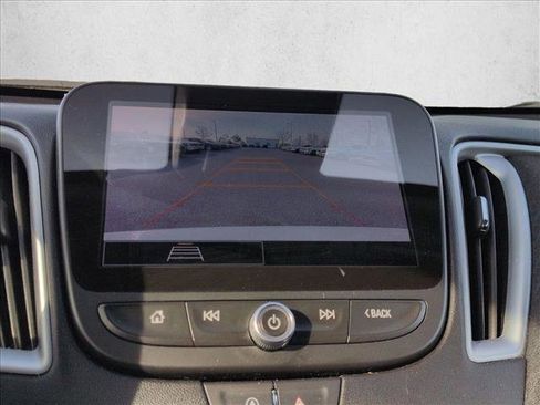 Used 2024 Chevrolet Malibu LT FWD image 13