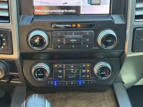 Used 2020 Ford F150 Limited w/ Trailer Tow Package AWD/4WD image 24