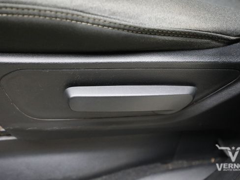 Used 2019 RAM 1500 Tradesman AWD/4WD image 14