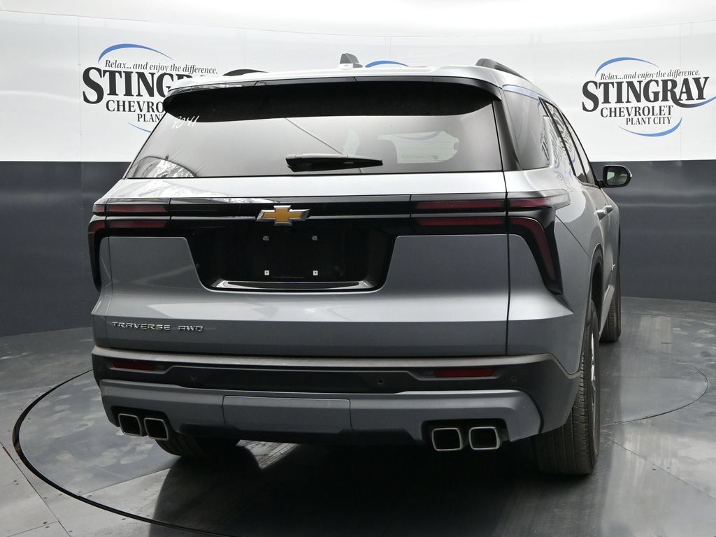 Certified 2025 Chevrolet Traverse LT AWD/4WD image 6