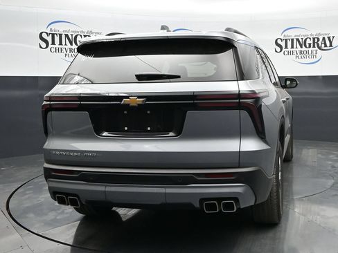Used 2025 Chevrolet Traverse LT AWD/4WD image 6