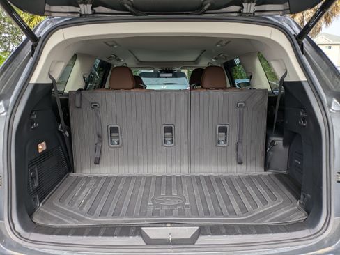 Used 2019 Subaru Ascent Touring w/ Popular Package #2A AWD/4WD image 11