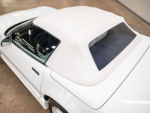 Used 1992 Chevrolet Corvette Convertible RWD image 19