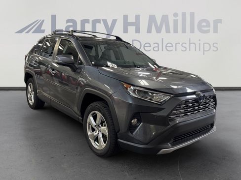 Certified 2020 Toyota RAV4 Limited AWD/4WD image 7