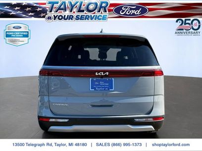 Used 2024 Kia Carnival EX