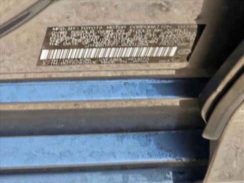 Used 2018 Lexus LS 500 F Sport w/ Accessory Package (Z2) image 20