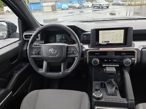 Used 2026 Toyota Tacoma SR5 AWD/4WD image 19