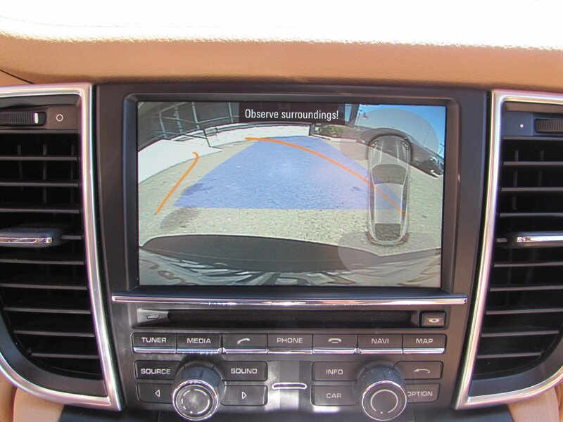 Used 2015 Porsche Panamera 4 AWD/4WD image 19