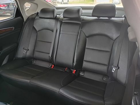 Used 2017 Kia Cadenza Technology FWD image 36