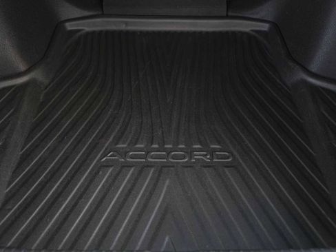 Certified 2024 Honda Accord EX image 27