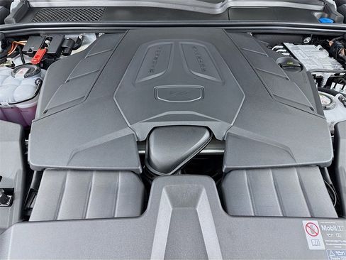 New 2026 Porsche Cayenne E-Hybrid Coupe image 32