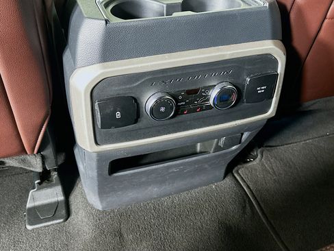 Used 2024 Ford Expedition Max Limited image 28