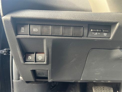 Used 2024 Toyota Sienna XSE image 14