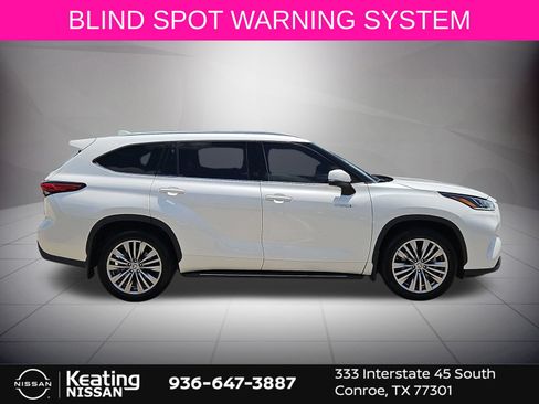 Used 2021 Toyota Highlander Platinum FWD image 9