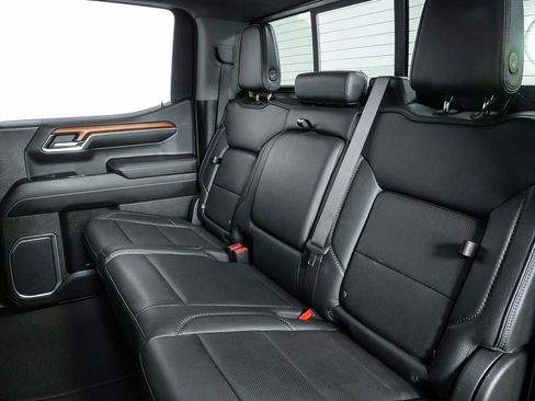 Used 2023 GMC Sierra 1500 Denali w/ Denali Reserve Package AWD/4WD image 18