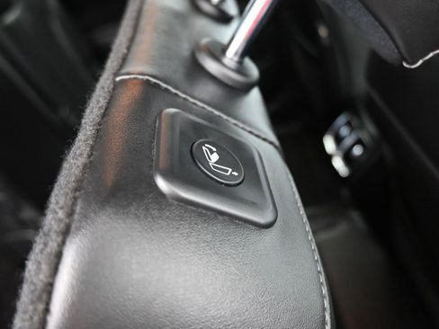 Used 2022 Kia Sorento S image 46