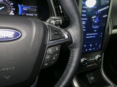 Used 2024 Ford Edge SEL w/ Convenience Package image 29