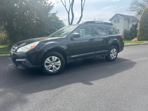 Used 2013 Subaru Outback 2.5i image 4