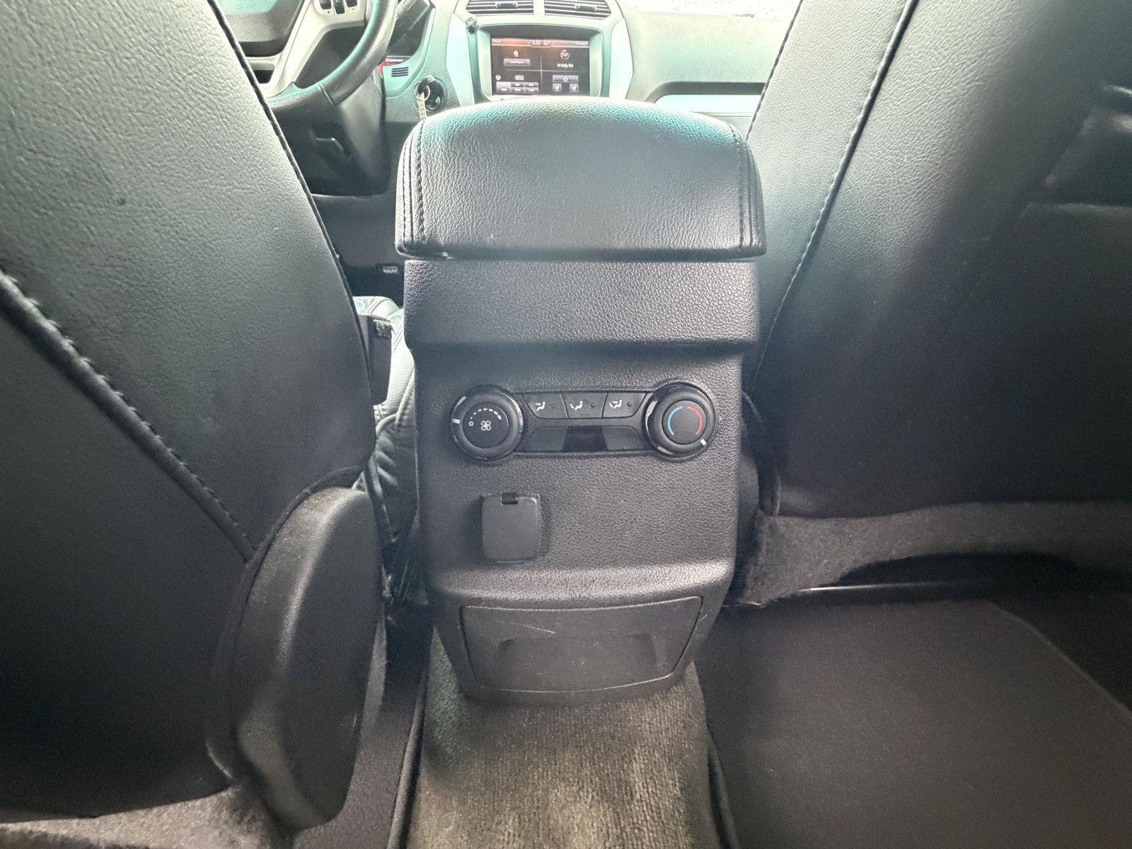 Used 2014 Ford Explorer XLT w/ Equipment Group 202A FWD image 23