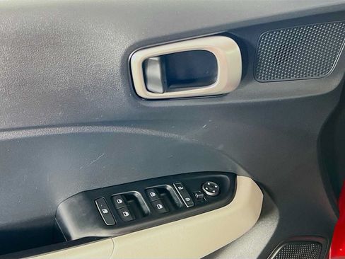 Certified 2026 Hyundai Venue SEL FWD image 18