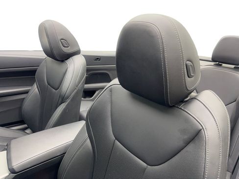 Used 2025 BMW 430i Convertible w/ M Sport Package image 34