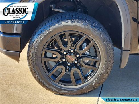Used 2024 GMC Sierra 1500 Elevation image 12