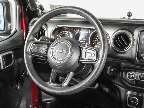 Used 2021 Jeep Wrangler Unlimited Sport image 16