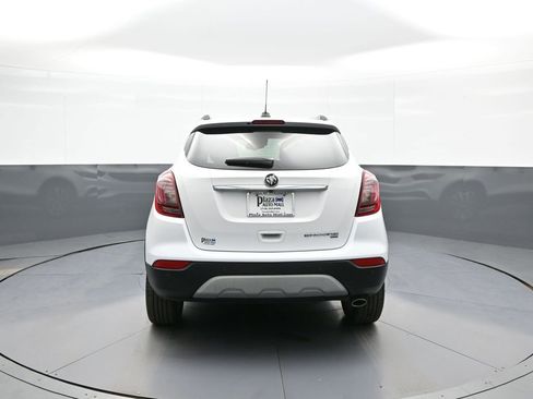Used 2021 Buick Encore Preferred w/ Safety Package II AWD/4WD image 7