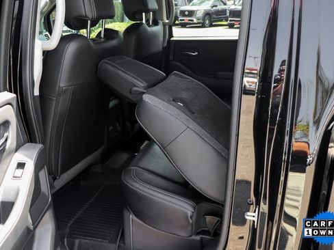 Used 2024 Nissan Frontier SL w/ Technology Package image 30