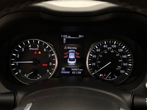 Used 2019 INFINITI Q50 Luxe AWD/4WD image 18