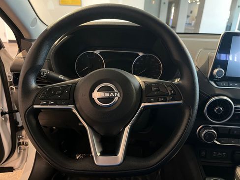 Used 2024 Nissan Sentra SV image 28