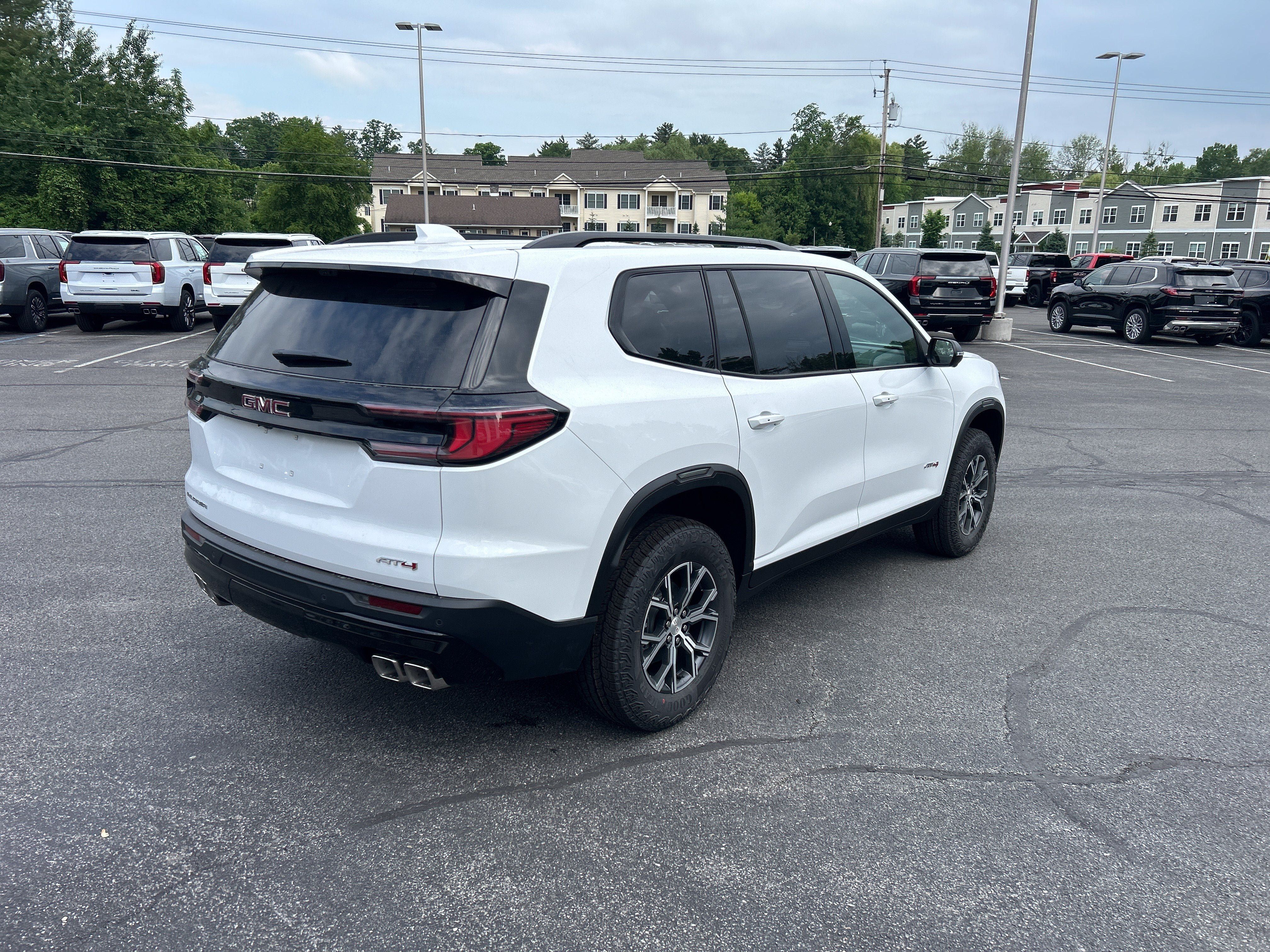 New 2026 GMC Acadia AT4 w/ Luxury Package AWD/4WD image 13