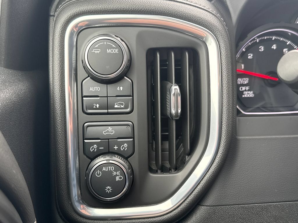 Certified 2020 Chevrolet Silverado 1500 LT w/ All-Star Edition AWD/4WD image 31