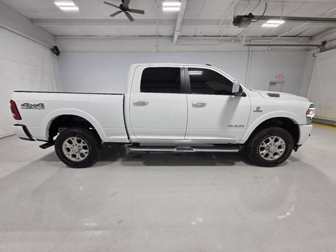 Used 2022 RAM 2500 Laramie AWD/4WD image 9