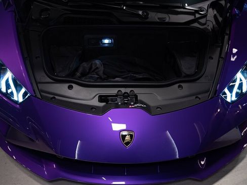 Used 2023 Lamborghini Huracan EVO RWD image 25