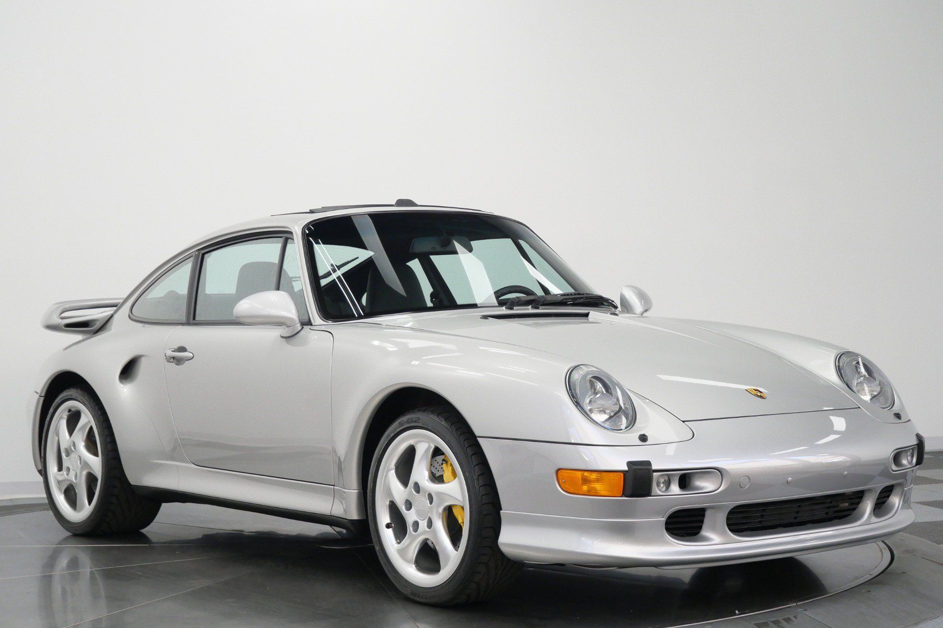 Used 1997 Porsche 911 Turbo S AWD/4WD image 3