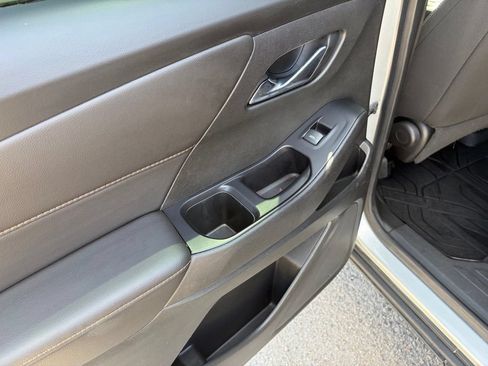 Used 2020 Chevrolet Traverse LS w/ LPO, Floor Liner Package FWD image 25