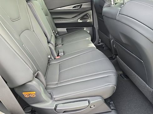 New 2026 INFINITI QX60 Luxe AWD/4WD image 36