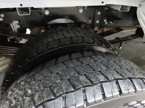 Used 2025 Ford F450 Platinum w/ Platinum Plus Package image 46