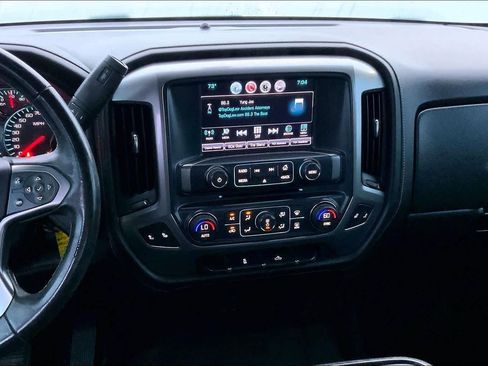 Used 2017 Chevrolet Silverado 1500 LTZ AWD/4WD image 7