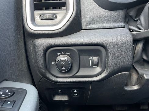 Used 2022 RAM 1500 Big Horn image 14