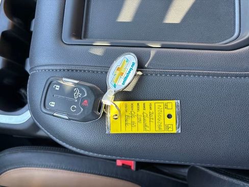 Used 2021 Chevrolet Silverado 2500 LTZ w/ Carhartt Edition image 25