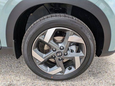 New 2026 Hyundai Venue SEL FWD image 9